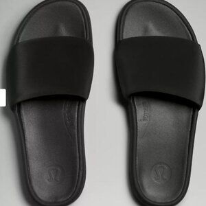 Lululemon Women's Restfeel Black Slide Size: 9